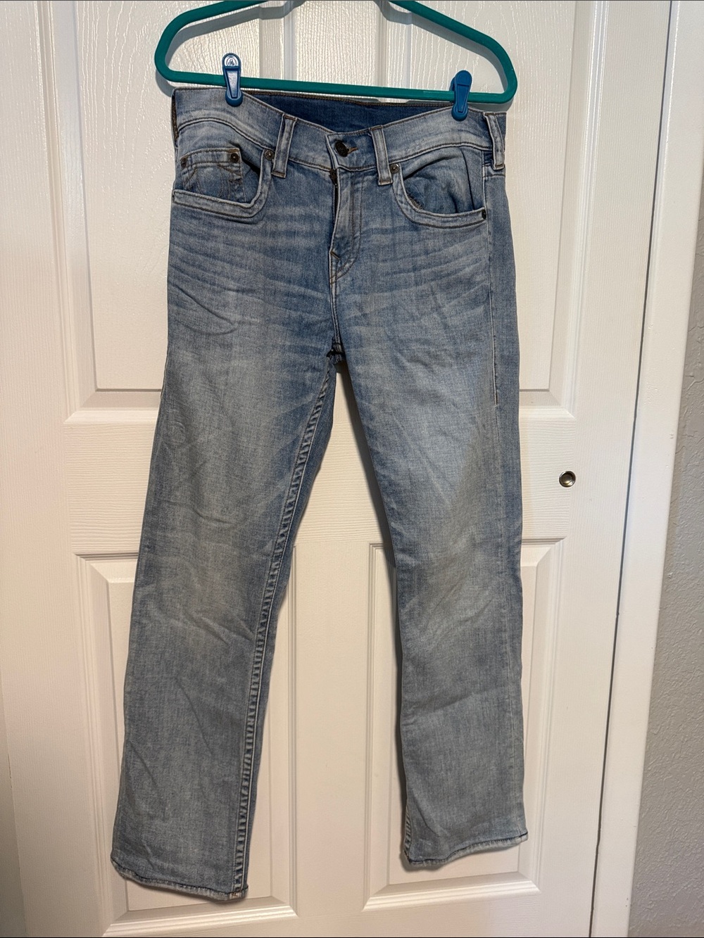 True Religion Men’s Light Blue Ricky Straight Jeans size 32